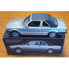 BMW BAUR TC 2, Metal Model Nr. 785 silver in original Box 1:36 Germany